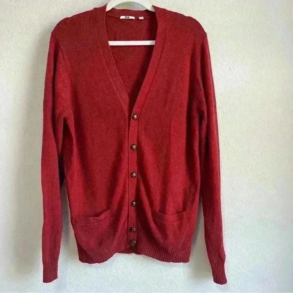 Uniqlo Women’s‎ Medium Burnt Red Wool Button Front Pocket Cardigan - Picture 1 of 11